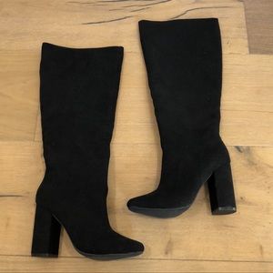 Barely worn suede shoes.